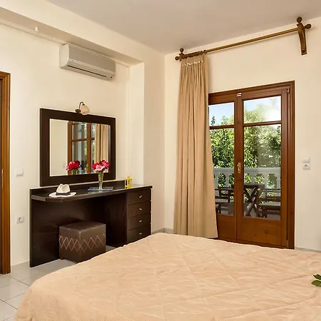 Hotel Aeolos 4*