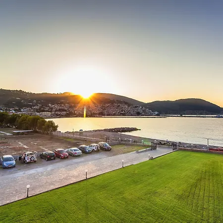 Hotel Aeolos 4*