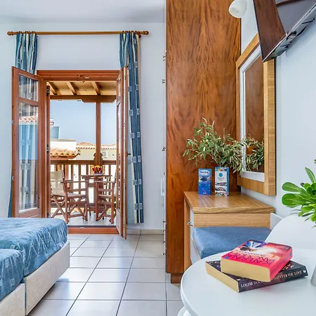 Hotel Aeolos 4*