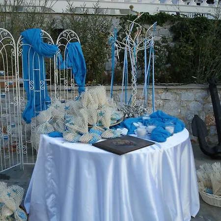Aeolos Otel 4*
