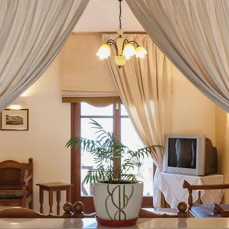 Aeolos Hotel