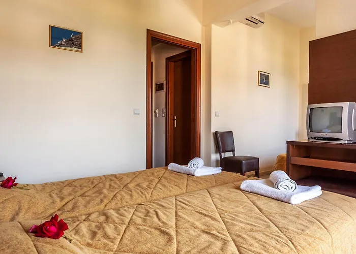 Aeolos Skopelos Town