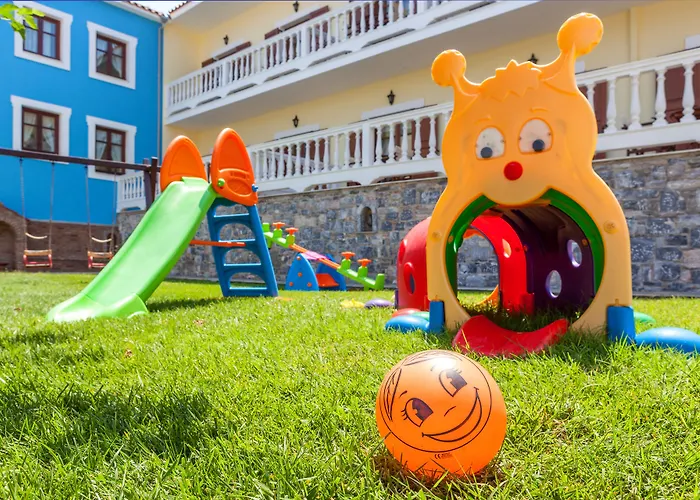 Aeolos Skopelos Town